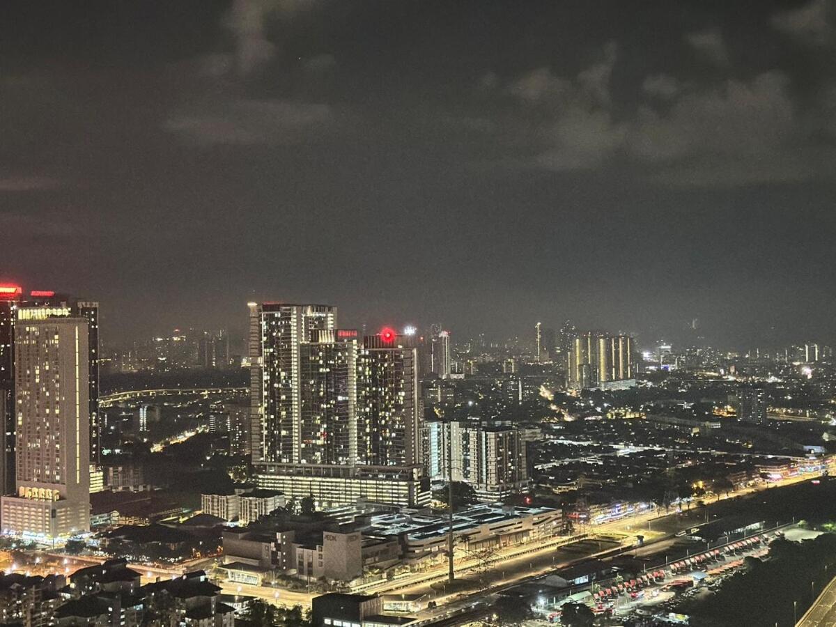 The E48-10 * Kuala Lumpur